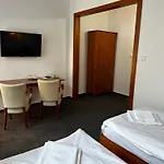 Praha Otel 4*