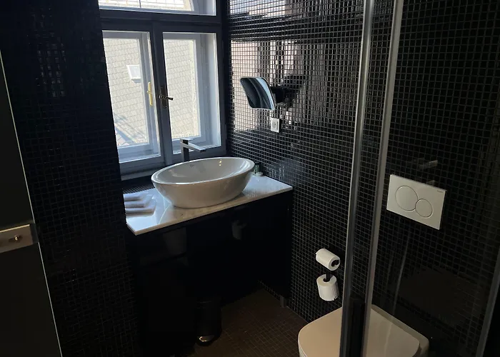 Praha Hotell 4*
