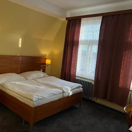 Отель Praha Либерц