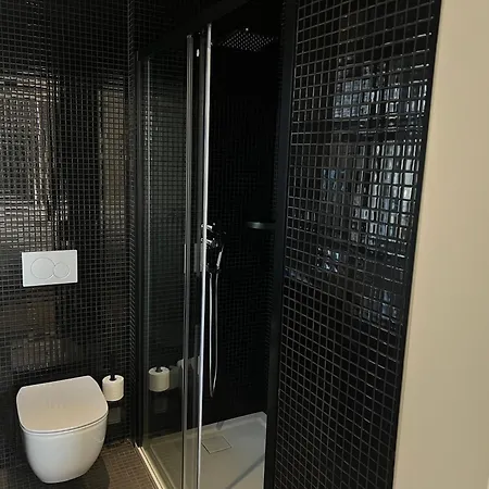 Praha Hotel 3*