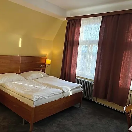 Praha 4*